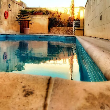 Vakantiehuis Citrus Farmhouse Għarb